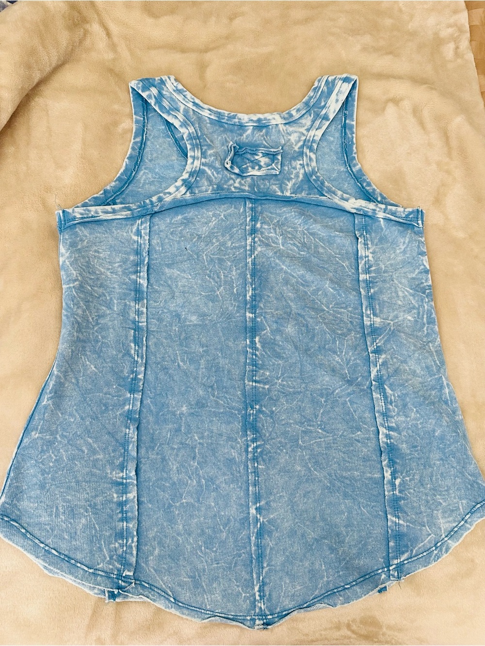 Zenana Outfitters Light Blue Mineral Wash V-Neck Tank - Picture 4 of 4